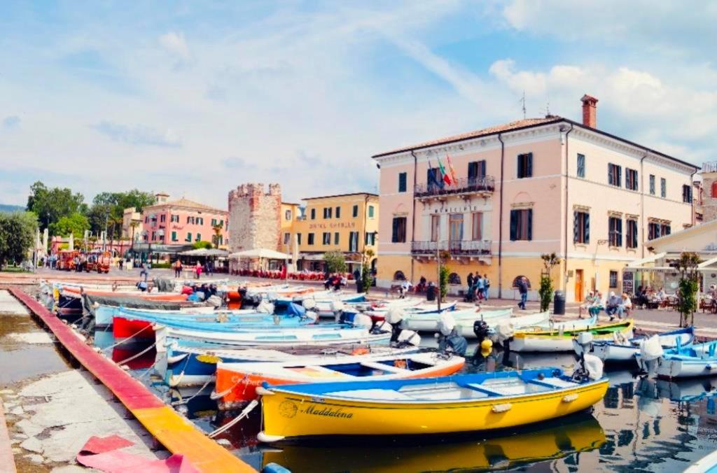 Villa Paradiso Del Garda Vista-Verde Bardolino Bagian luar foto